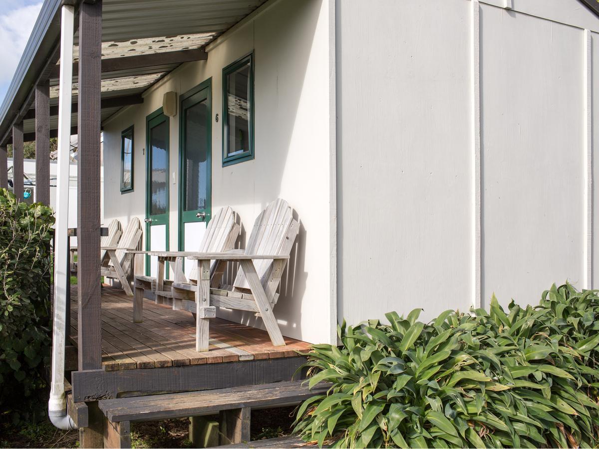 Oakura Beach Holiday Park Exterior foto
