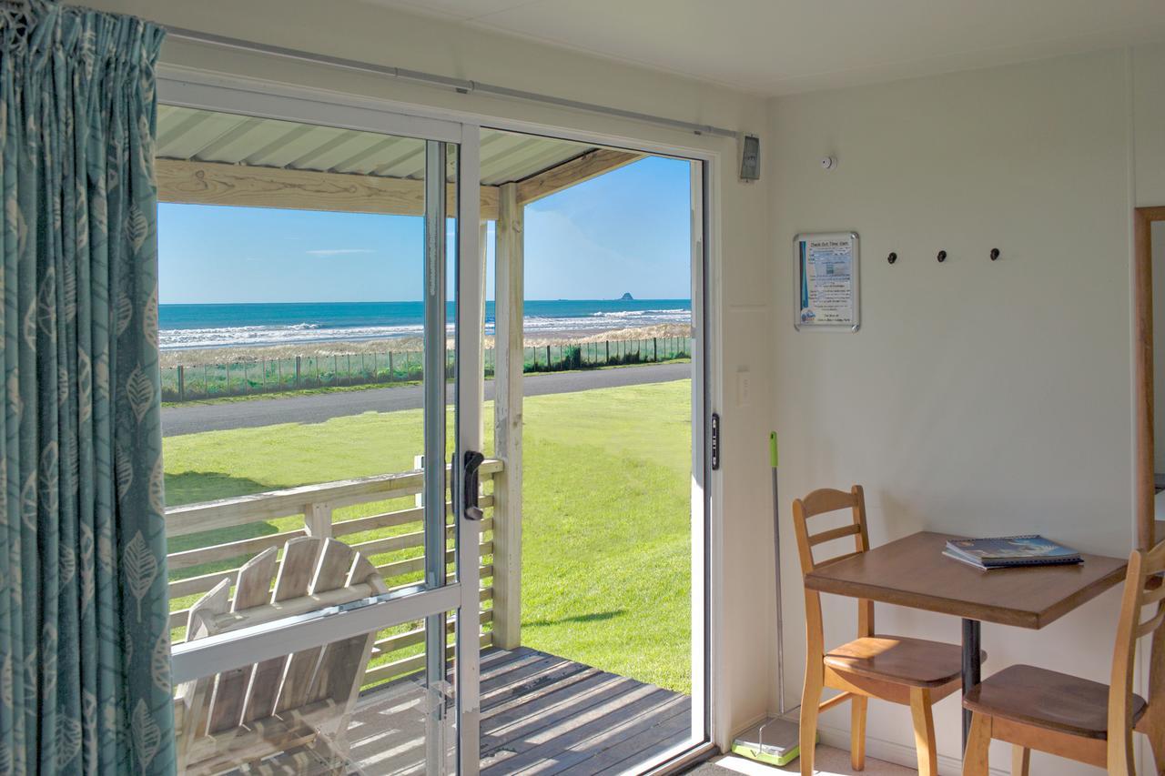 Oakura Beach Holiday Park Exterior foto