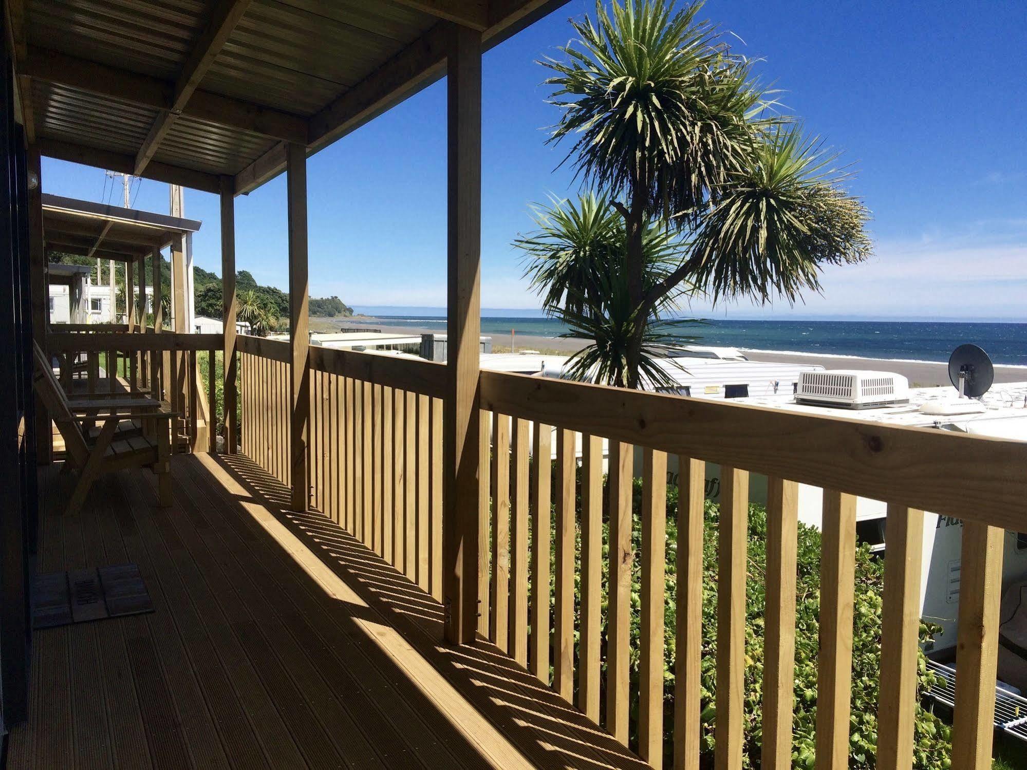 Oakura Beach Holiday Park Exterior foto