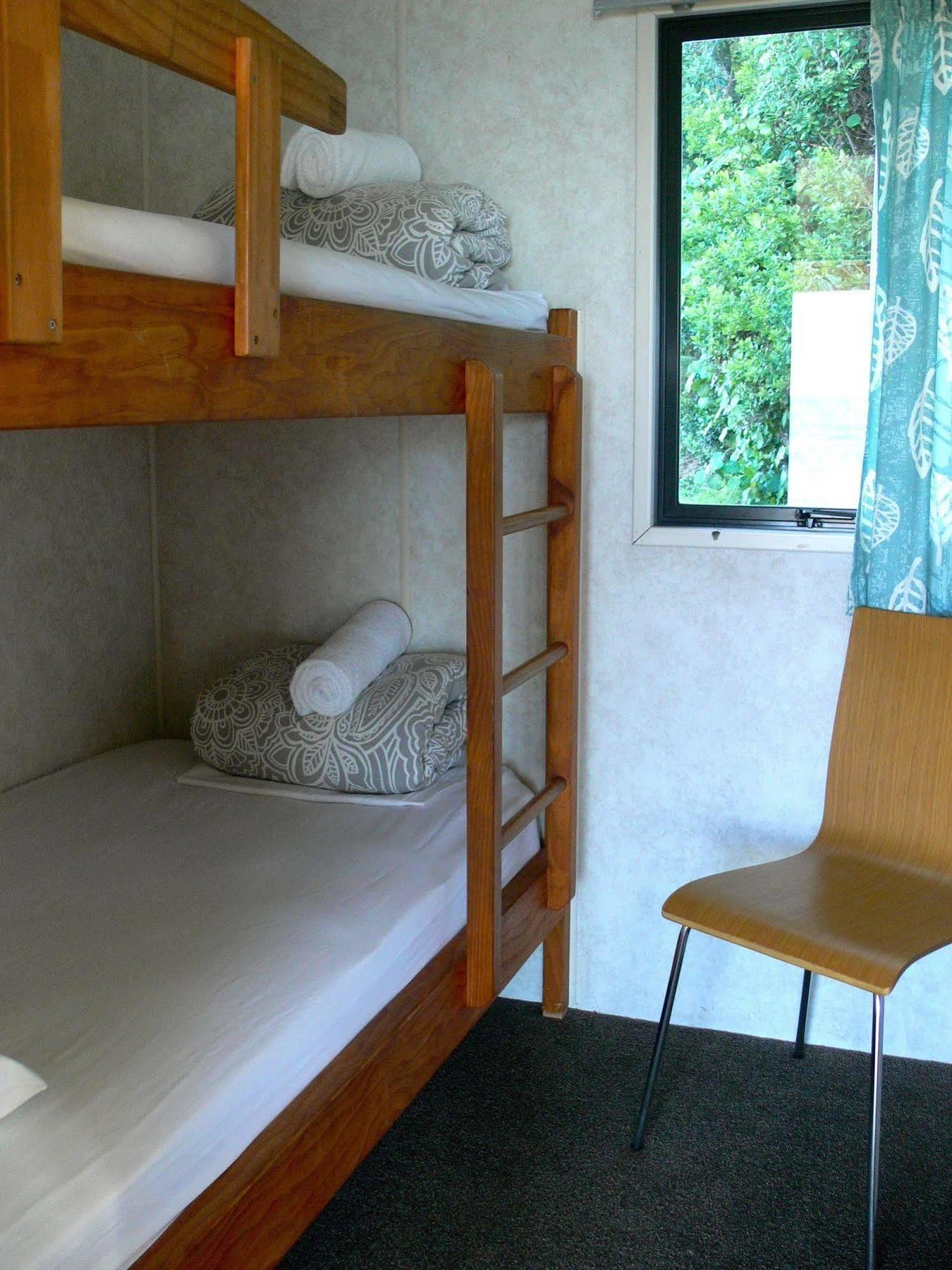 Oakura Beach Holiday Park Exterior foto